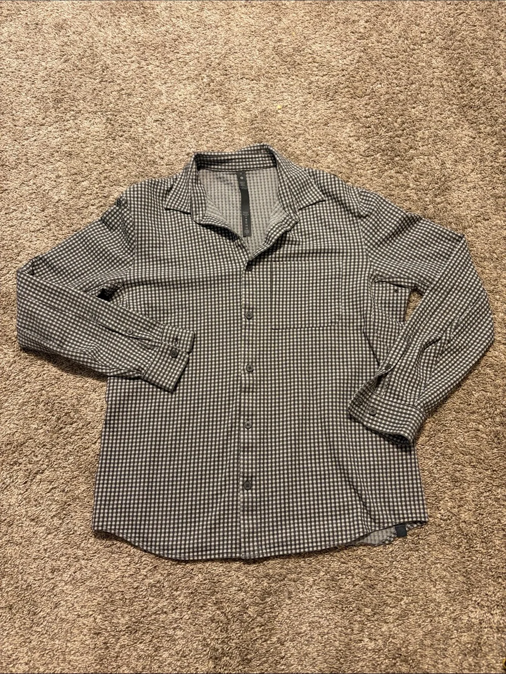 Lululemon Men's Commission Long Sleeve Button Up Shirt Medium Lunar Rock/Black - Picture 10 of 10
